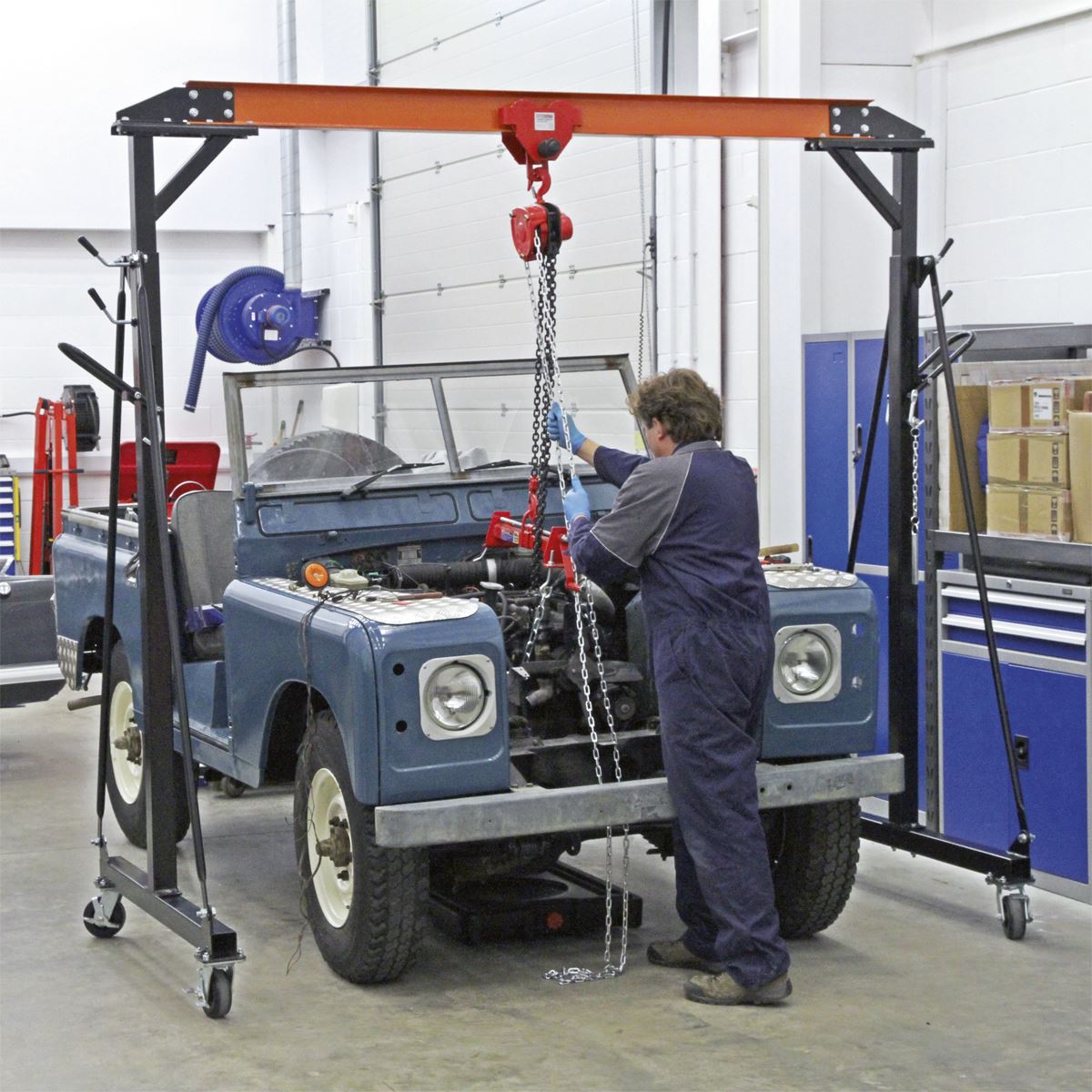 Sealey Portable Lifting Gantry Crane Adjustable 1 Tonne SG1000