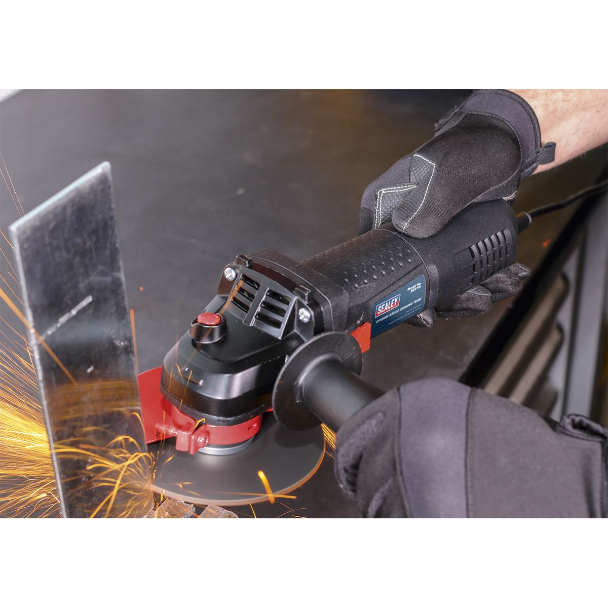 Sealey Angle Grinder �115mm 750W/230V Slim Body SGS115