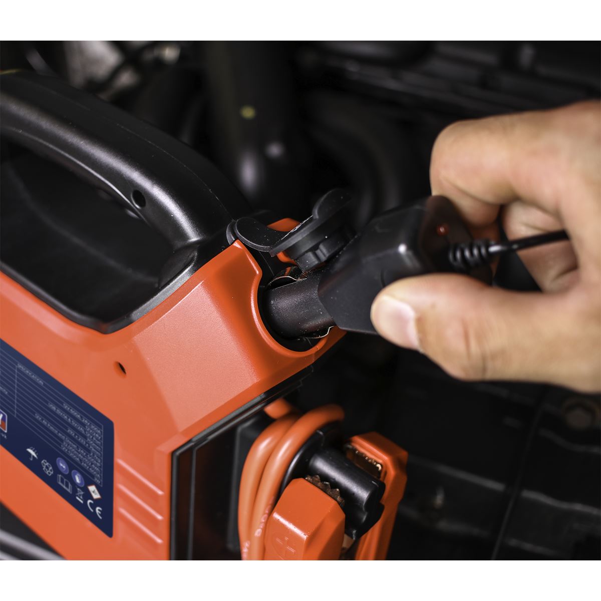 Sealey Jump Starter Power Pack Lithium-ion Phosphate (LiFePo4) 12/24V 1200/600 Peak Amps SL32S