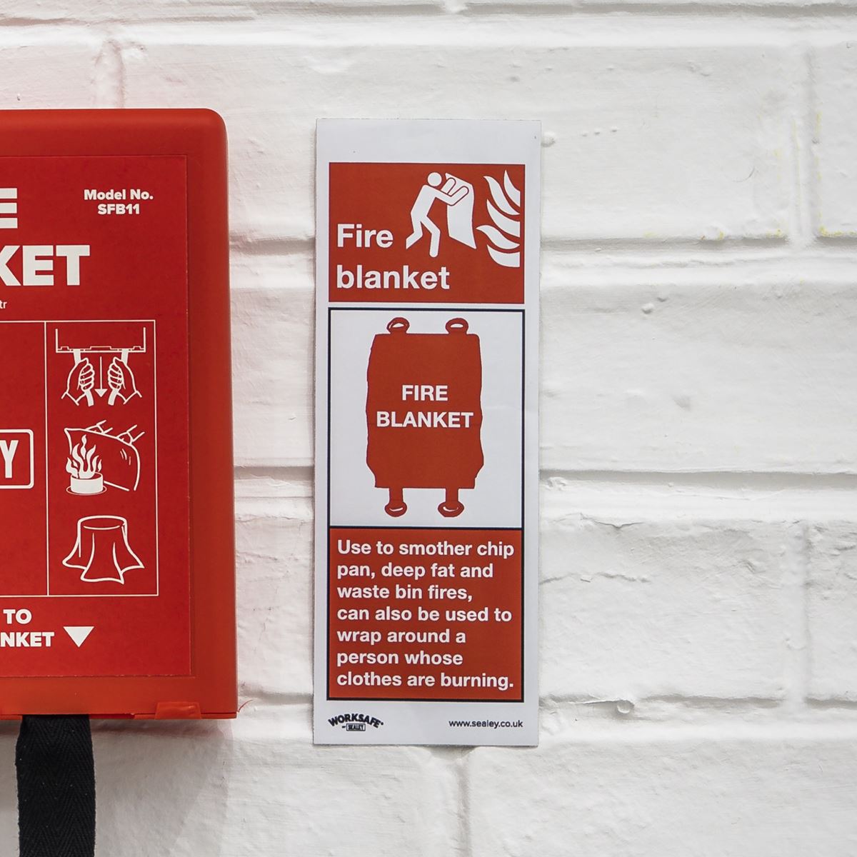 Sealey Safe Conditions Safety Sign - Fire Blanket - Self-Adhesive Vinyl SS53V1