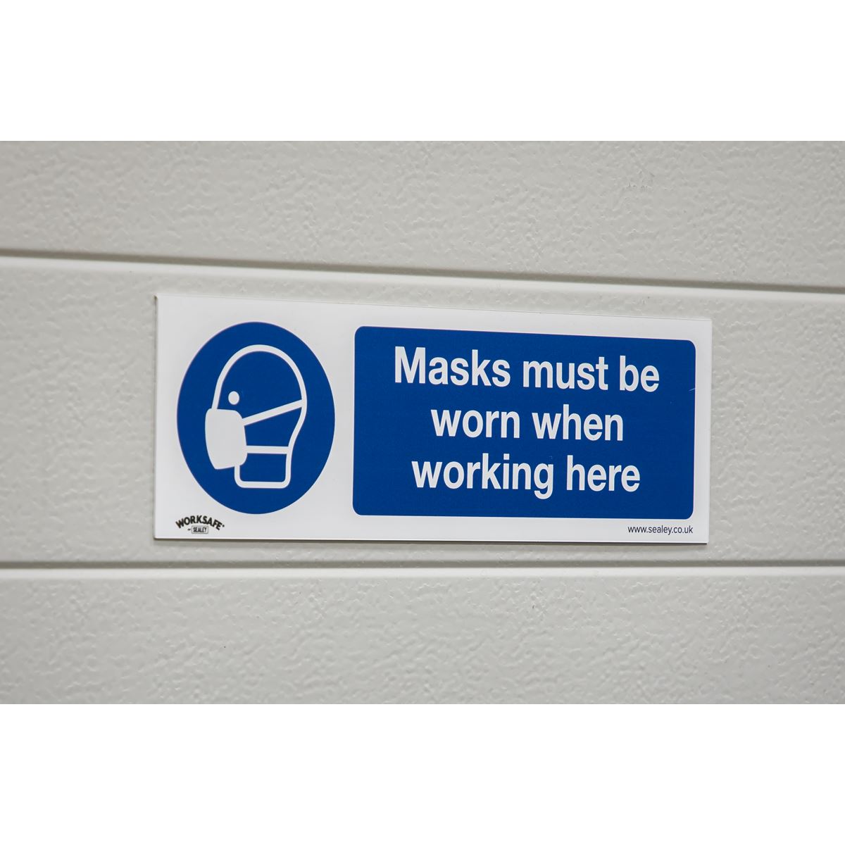 Sealey Mandatory Safety Sign - Masks Must Be Worn - Rigid Plastic SS57P1
