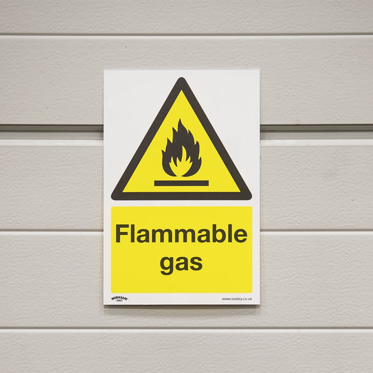 Sealey Warning Safety Sign - Flammable Gas - Rigid Plastic SS59P1