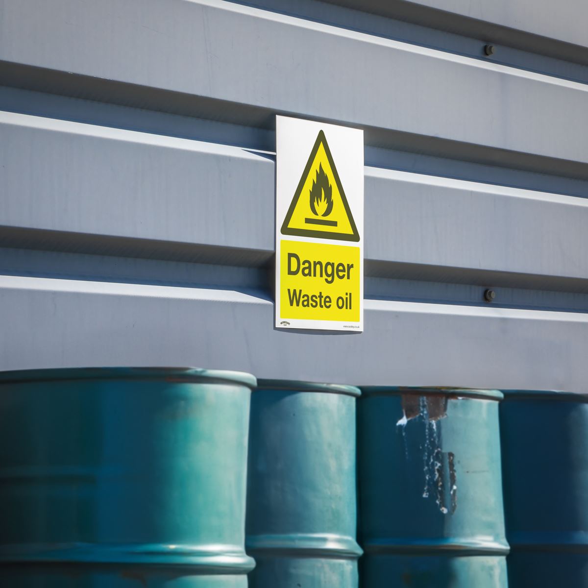 Sealey Warning Safety Sign - Danger Waste Oil - Rigid Plastic SS60P1