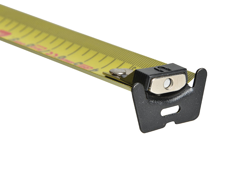 STANLEY® FatMax® Magnetic BladeArmor® Tape 8m (Width 32mm) (Metric only) STA033868