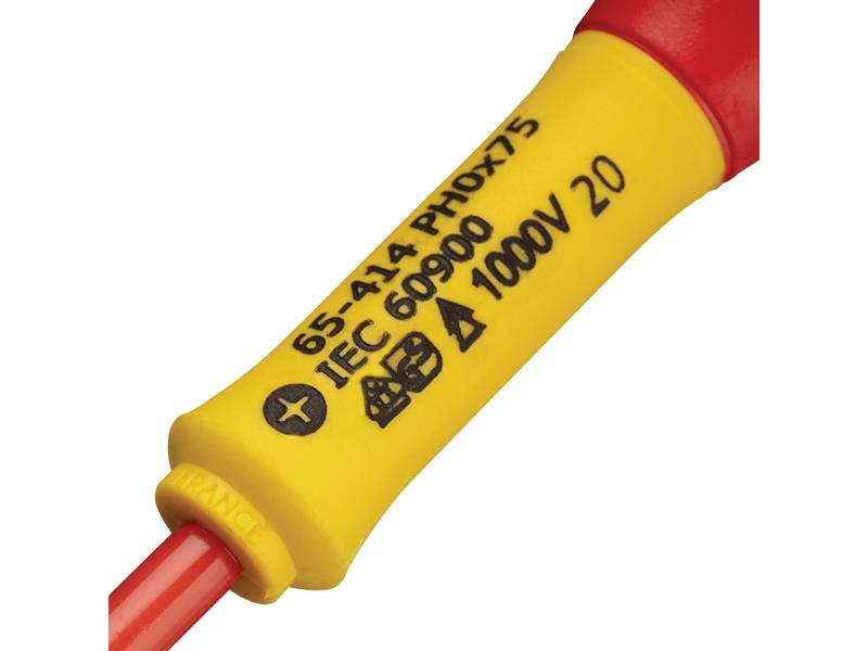 STANLEY® FatMax® VDE Insulated Screwdriver Phillips Tip PH0 x 75mm STA065414