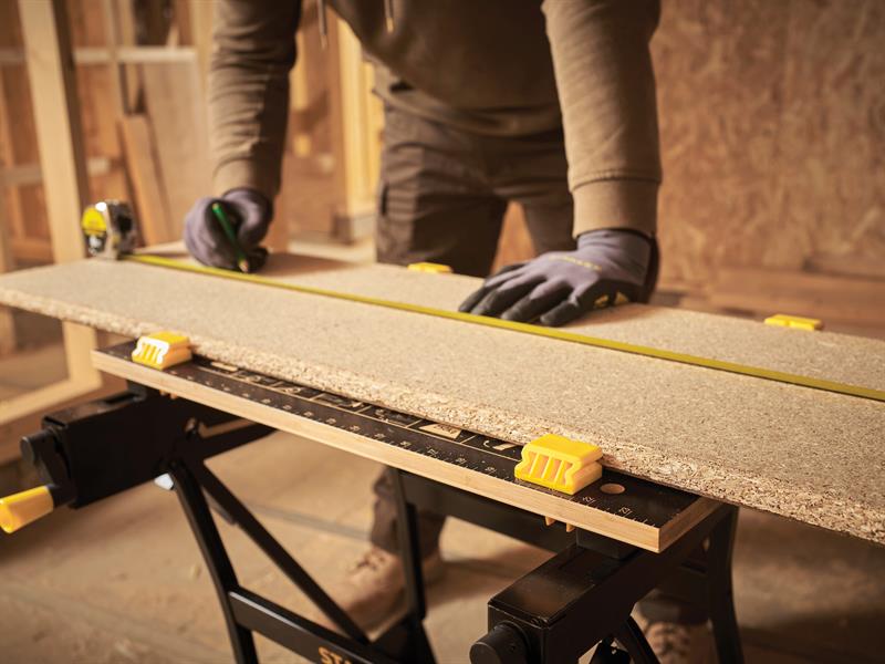 STANLEY® 2-in-1 Workbench & Vice STA183400