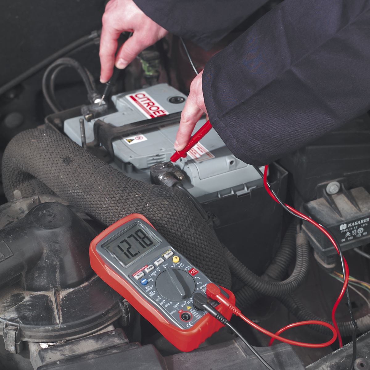 Sealey Digital Automotive Analyser 13-Function with Inductive Coupler TA201