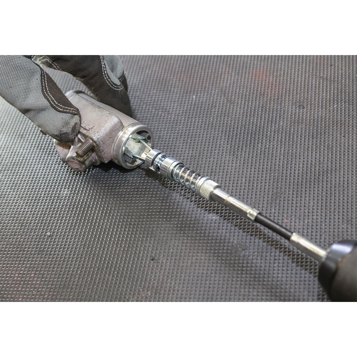 Sealey Cylinder Hone Twin Leg �20-64mm 1-1/8" Medium Stones VS022