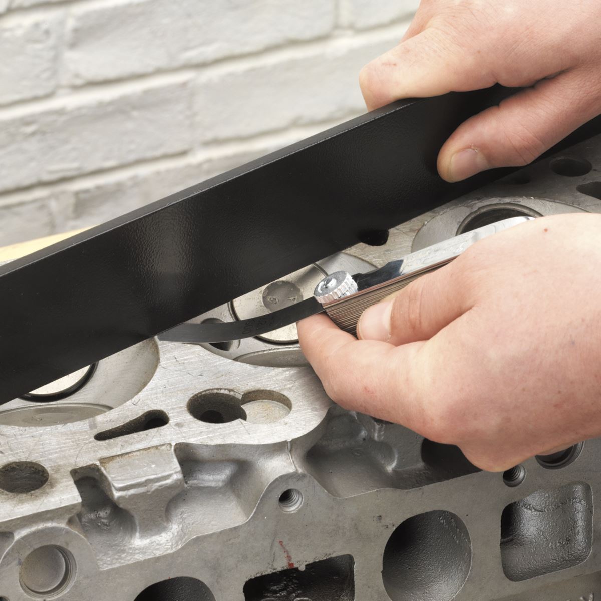 Sealey Technician's Straight Edge 610mm VS1481