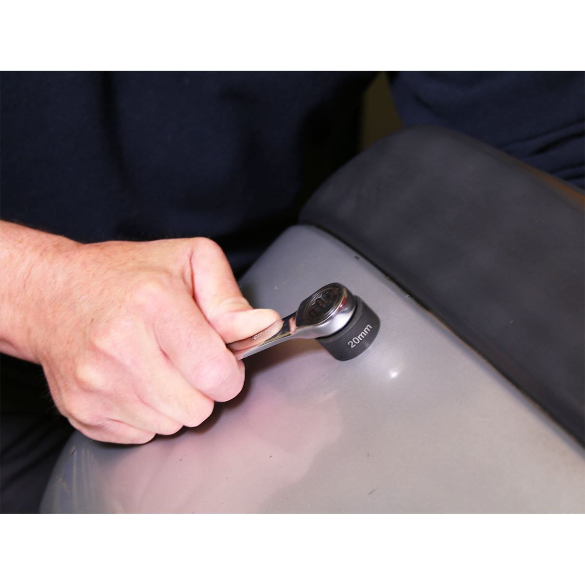 Sealey Parking Aid Bumper Cutter �17mm VS317