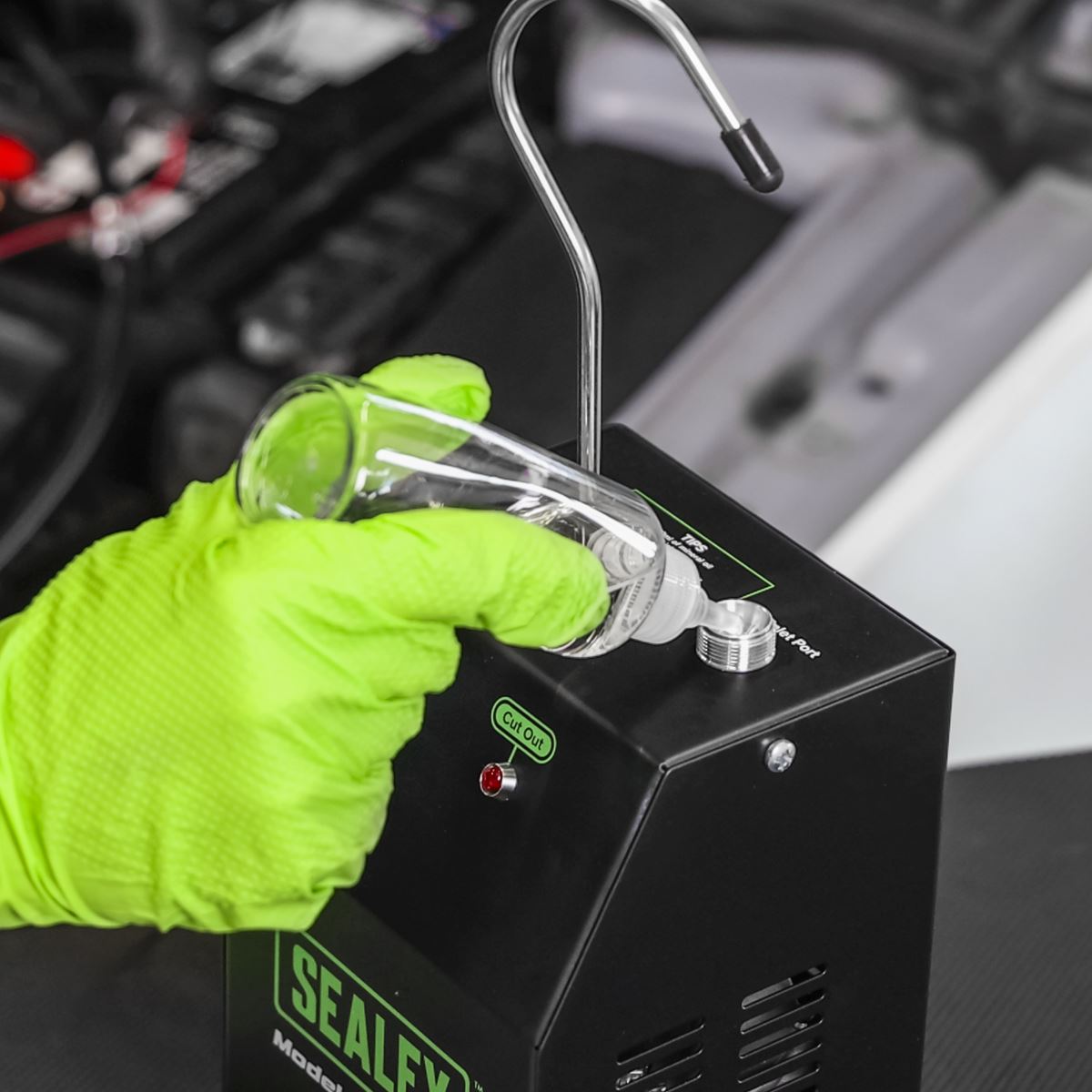 Sealey Leak Detector Smoke Diagnostic Tool 12V Battery Connection VS872