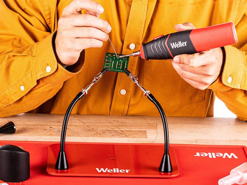 Weller WLIBAK8 Cordless Battery Powered Soldering Iron WELIBAK8