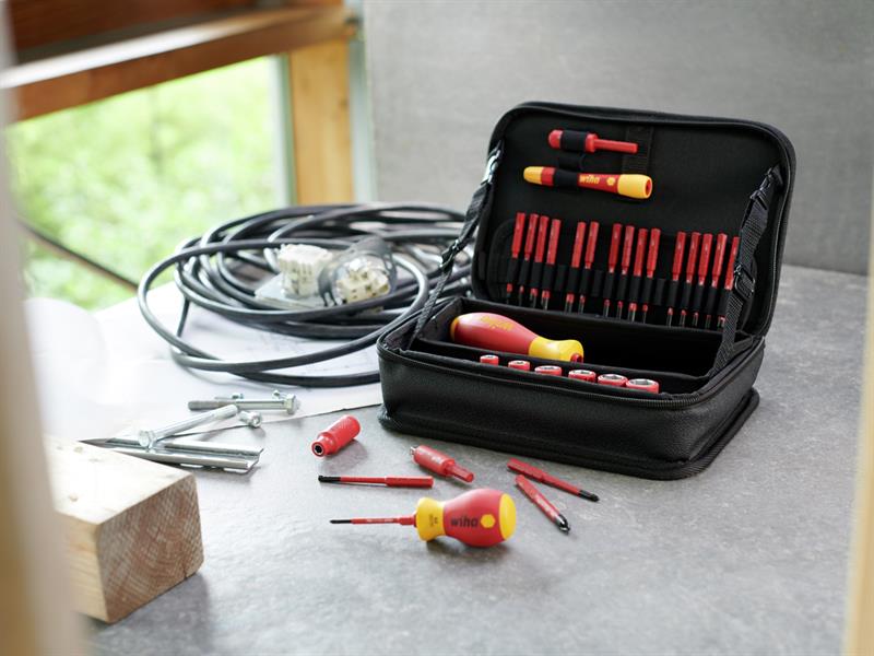 Wiha slimVario® electric Tool Set, 32 Piece (inc. Case) WHA43465