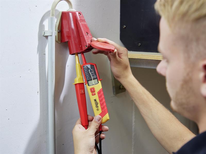 Wiha Voltage and Continuity Tester 0.5-1,000 V AC, CAT IV WHA45217