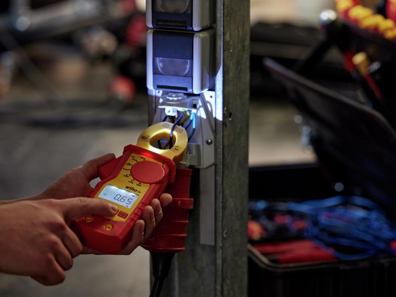 Wiha Clamp Meter 1,000 V AC, CAT IV WHA45219