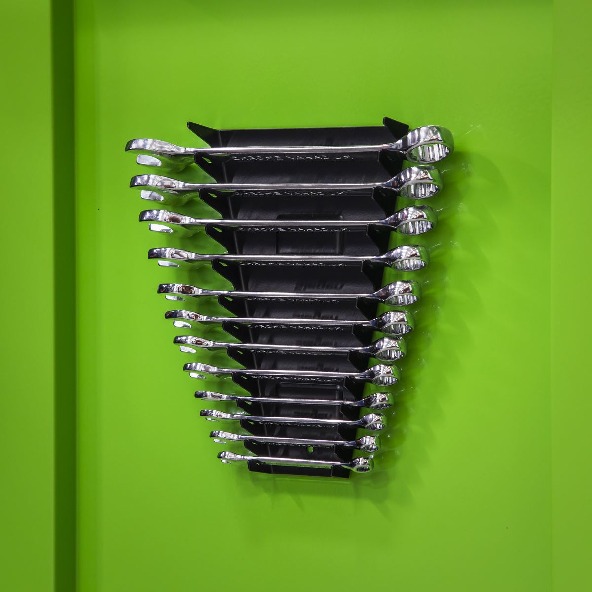 Sealey Spanner Rack Magnetic Capacity 12 Spanners WR03