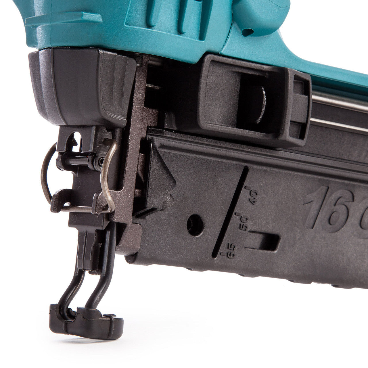 Makita 7.2V 2nd Fix Gas Nailer 2 x 1.5Ah Batteries Gauge 15-64mm 16Ga GF600SE