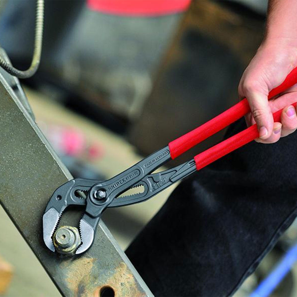 Knipex Cobra XL Pipe Wrench Water Pump Pliers 400mm 8701400SB