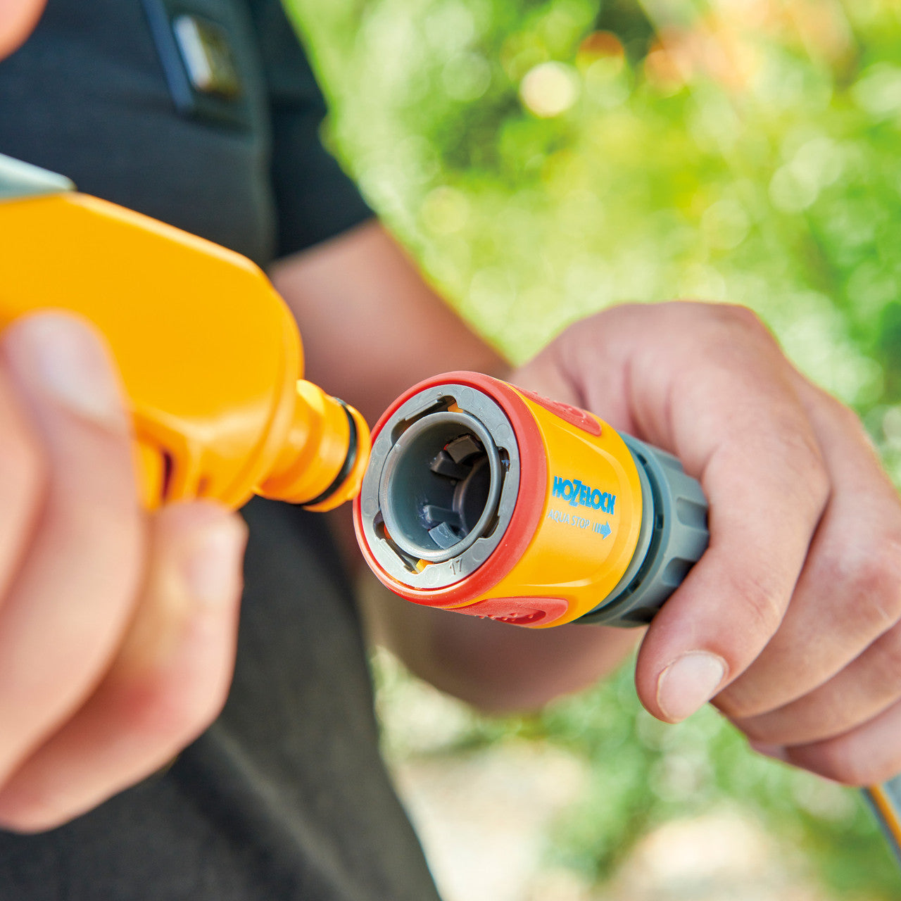 Hozelock Water Stop Connector 12.5 - 15mm Automatically Shuts Off 2075