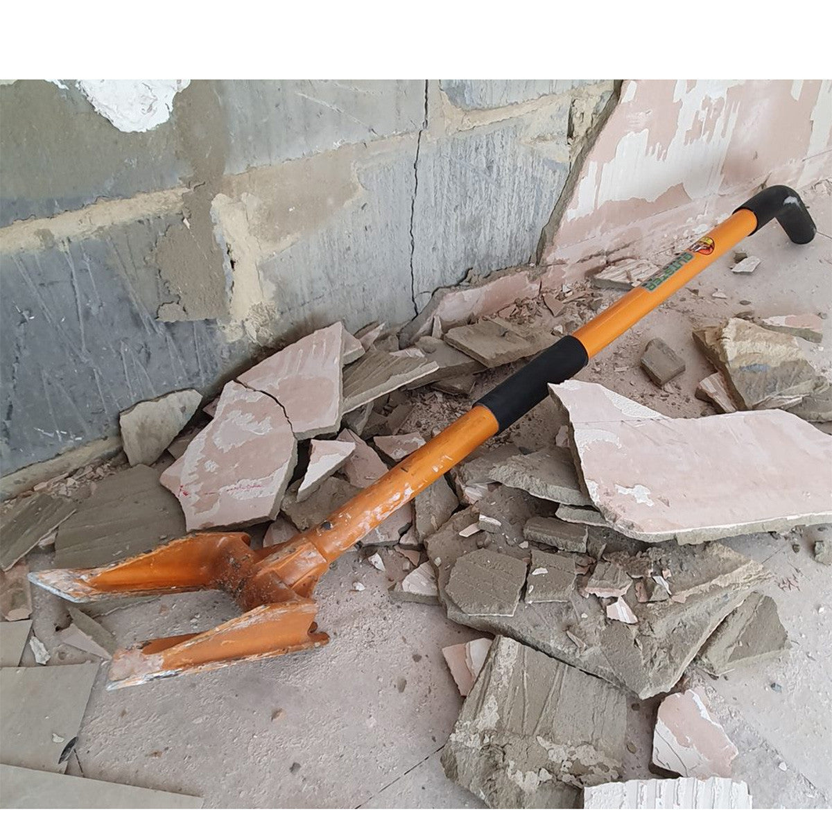 Gutster Medium Demolition Wrecking Bar 1.2 metres With Nail puller GB01