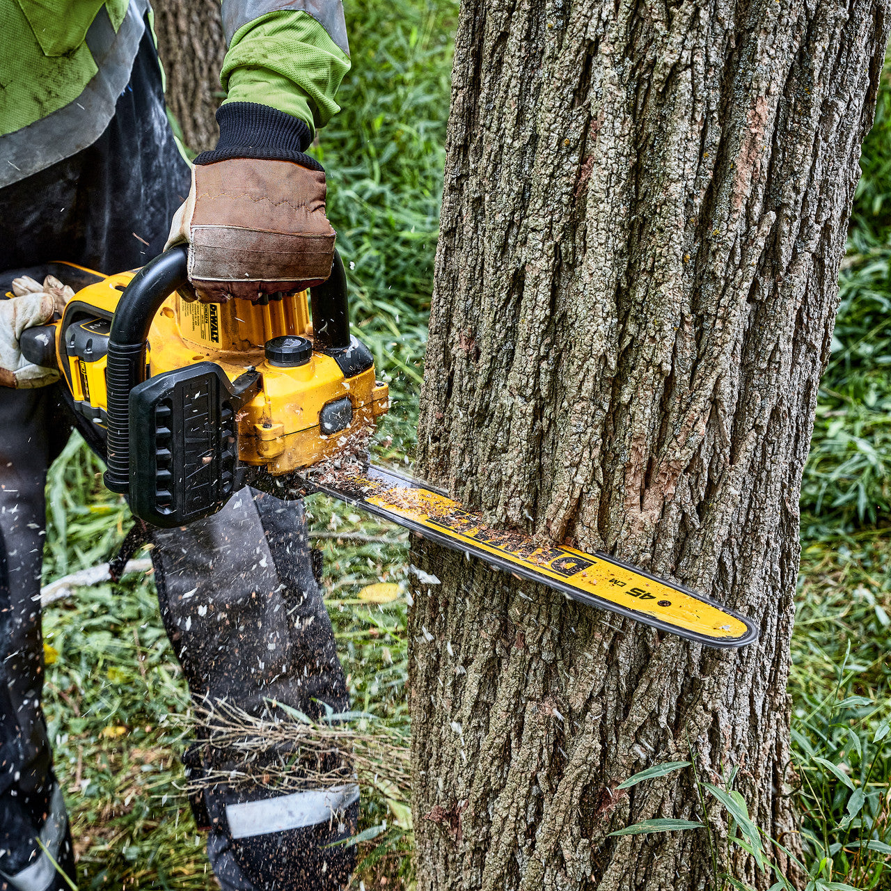 Dewalt DCMCS574N 54V XR FlexVolt Brushless Chainsaw 45cm (Body Only)
