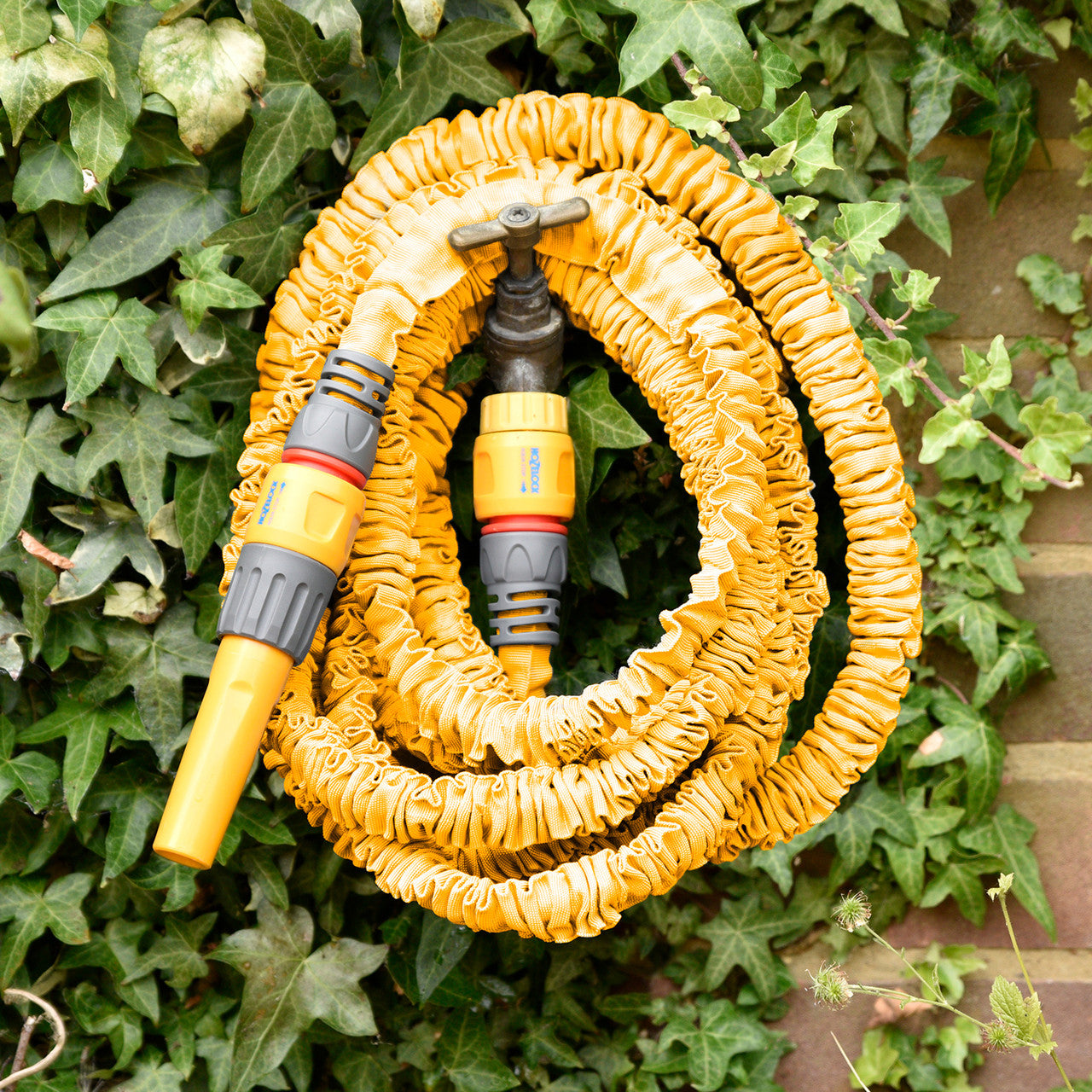 Hozelock Superhoze Expanding Hose Set 30 Metres Anti Kink Compact Flexible 8230
