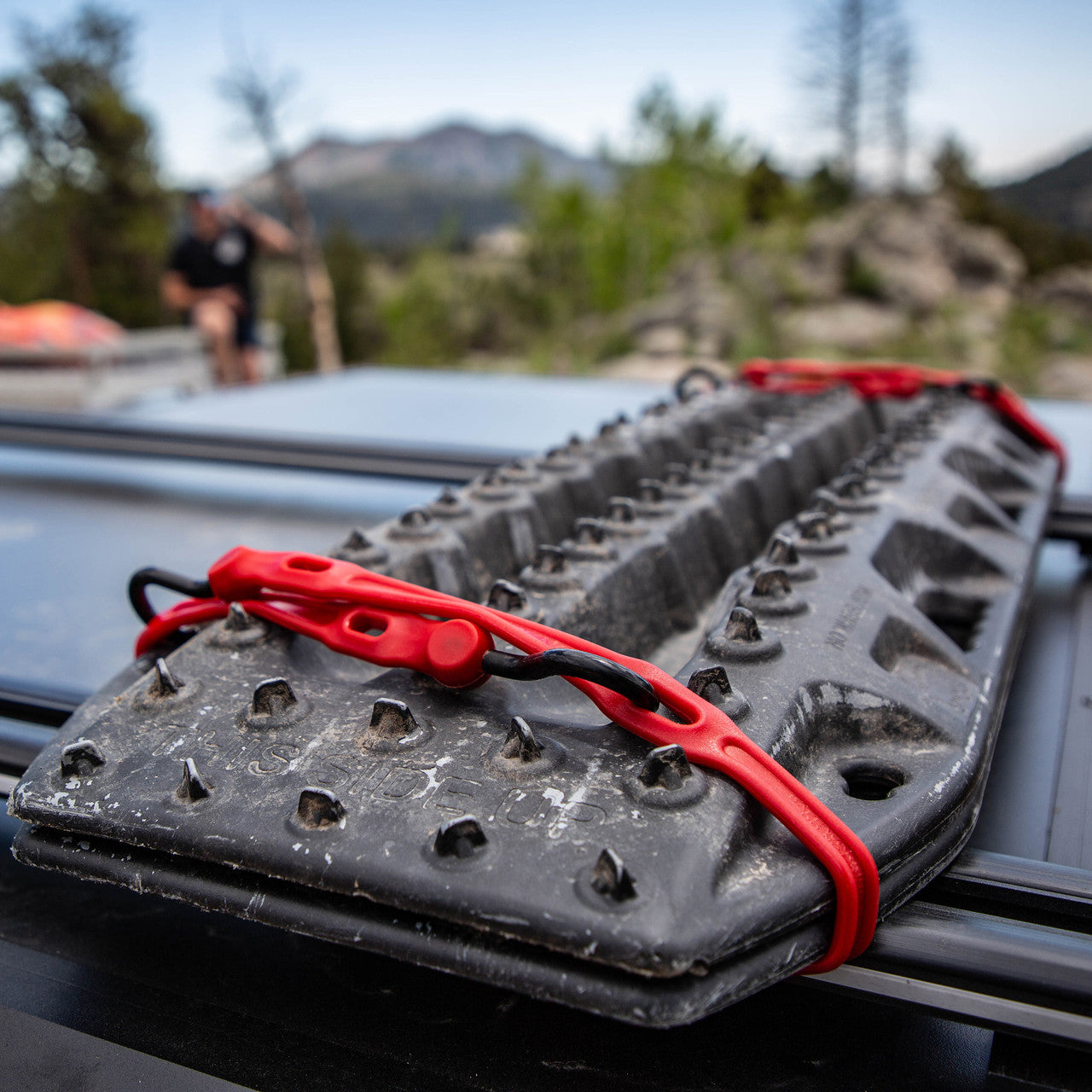 The Perfect Bungee Adjust-A-Strap Bungee Cord in Red 91cm/36in Single AS36R