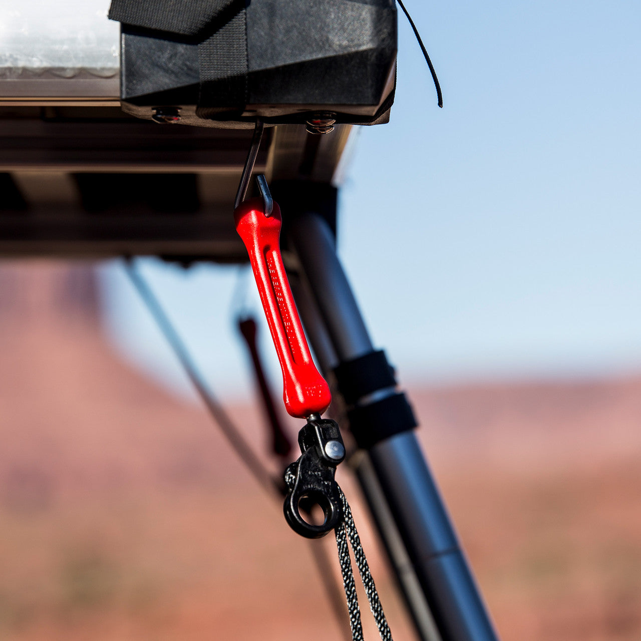 The Perfect Bungee Tie Down Straps in Red 3.65m 12ft Pack of 2 PTDR2PK