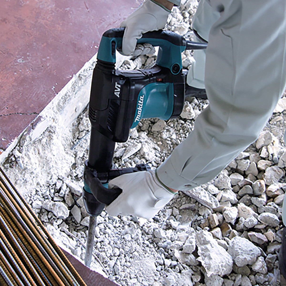 Makita SDS Max Demolition Hammer with AVT 110V 1100W HM0871C