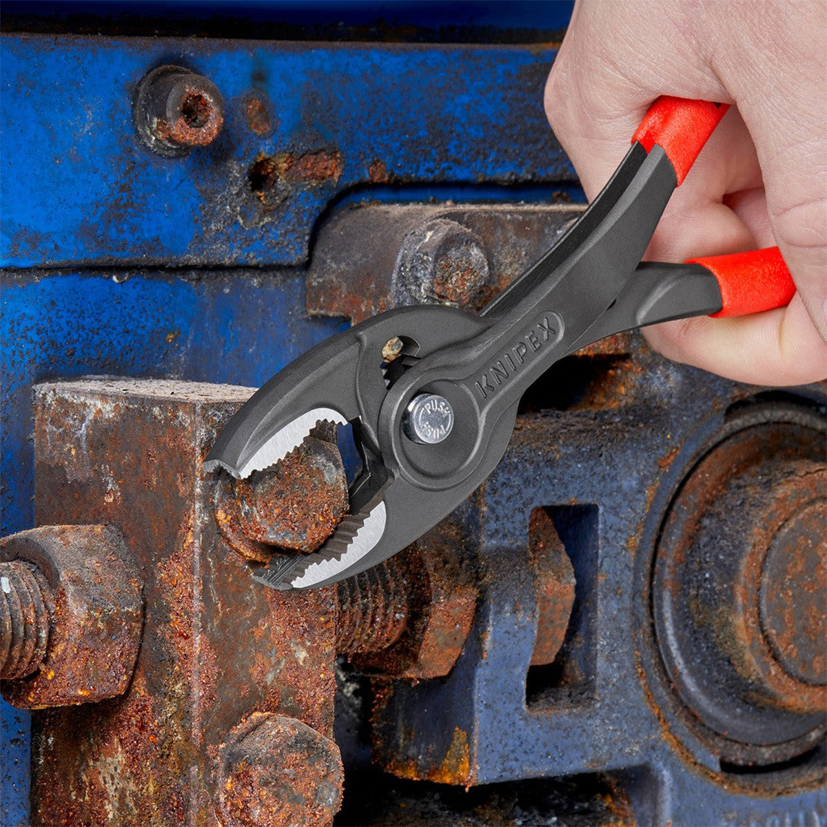 Knipex TwinGrip Slip Joint Plier 200mm For Pipes Worn Nuts etc 4-22mm 8201200SB