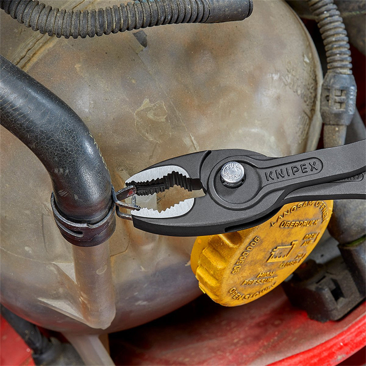 Knipex TwinGrip Slip Joint Pliers 200mm For Pipes Worn Nuts etc 4-22mm 8202200SB