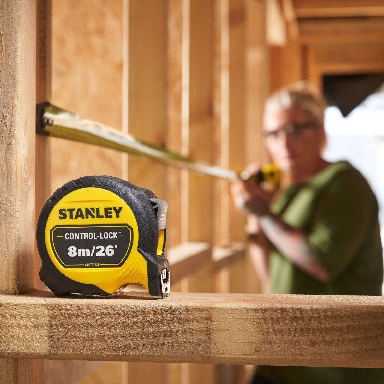 Stanley CONTROL-LOCK Tape Measure 26ft 8m Width 25mm MULTICATCH HOOK STHT37236-5