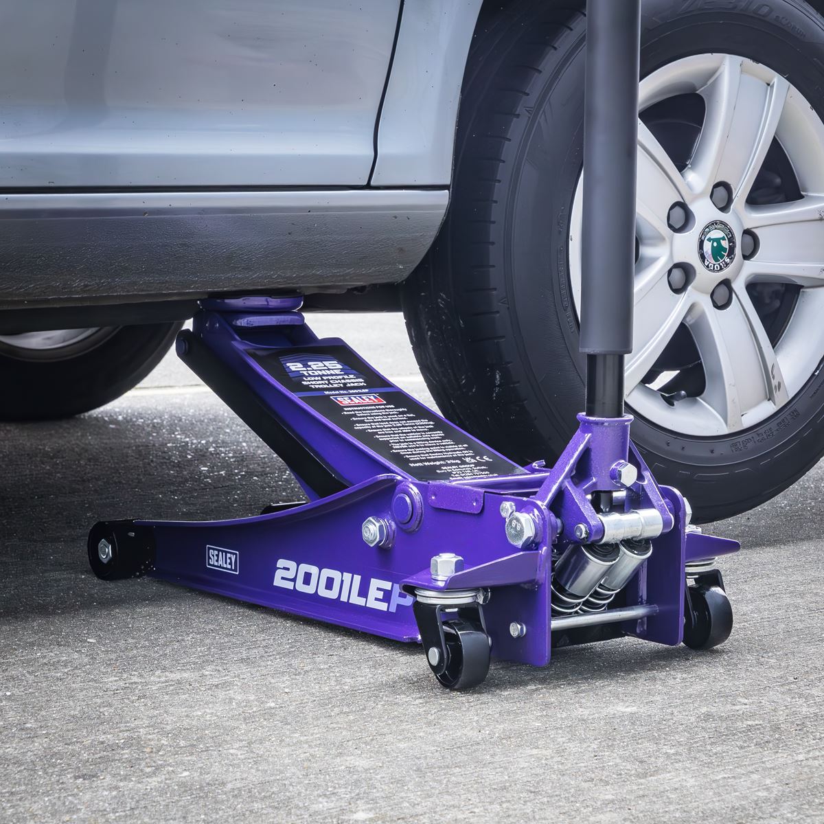 Sealey Purple Low Entry Rocket Lift Trolley Jack 2.25 Ton Length 734mm 2001LEP