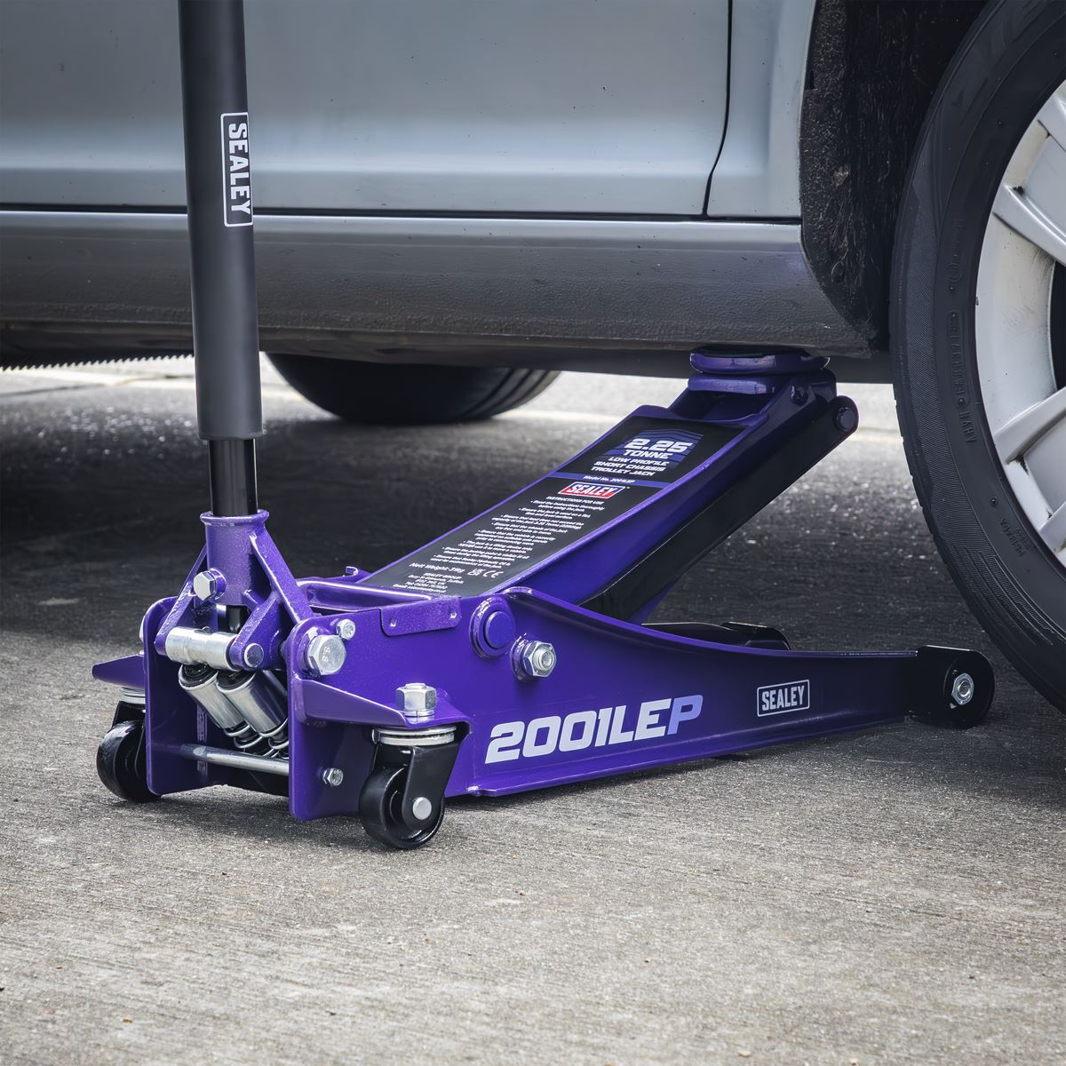 Sealey Purple Low Entry Rocket Lift Trolley Jack 2.25 Ton Length 734mm 2001LEP