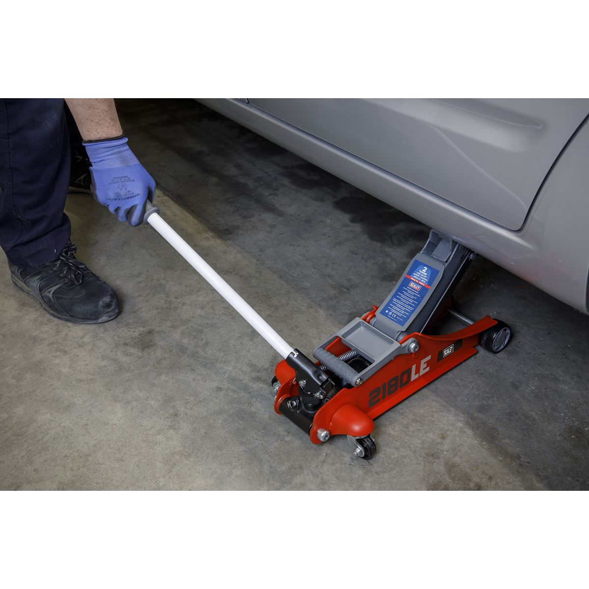 Sealey 180� Handle Trolley Jack 2 Tonne Low Profile Short Chassis - Red 2180LE