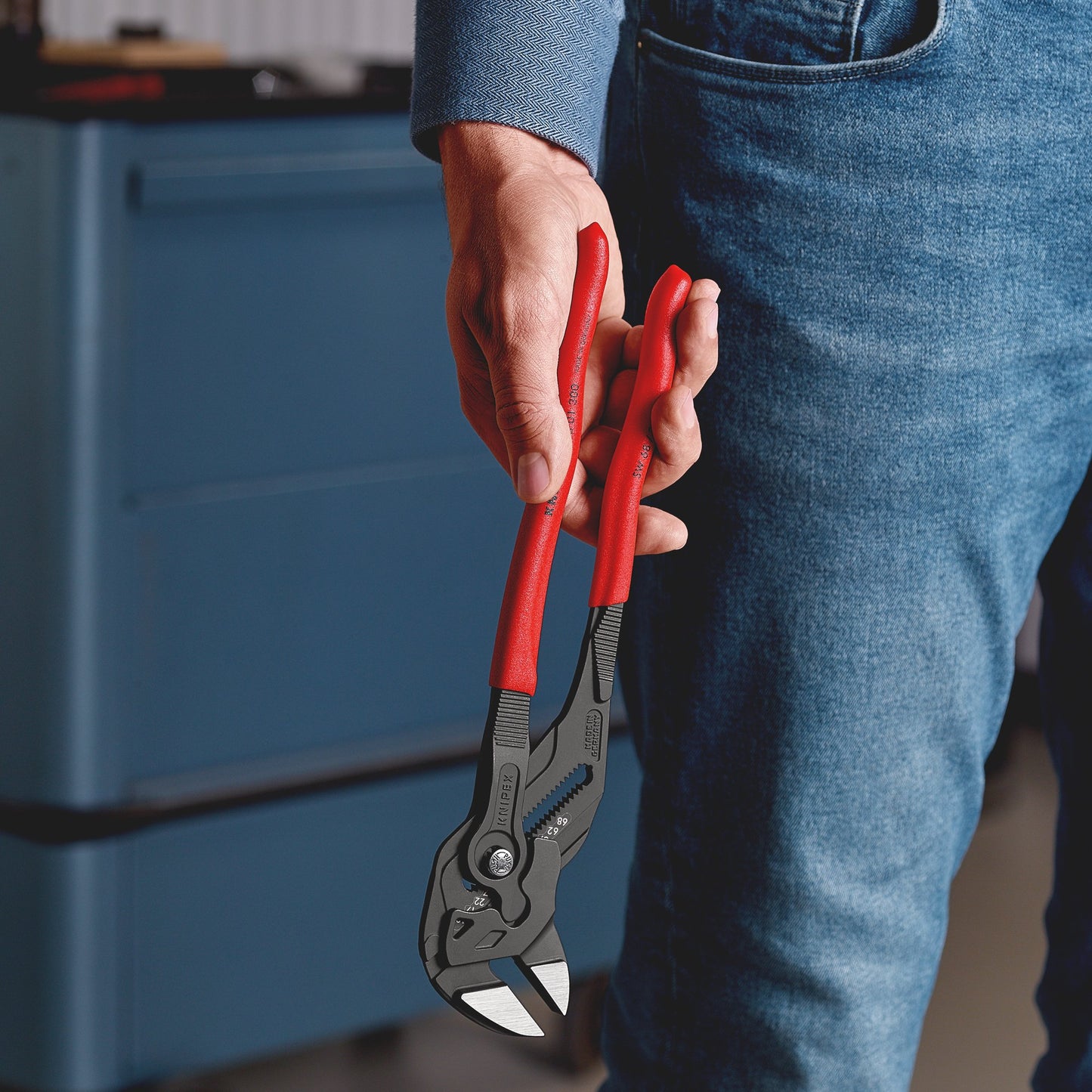 KNIPEX Plier Wrench 300mm Smooth Jaws Capacity 64mm With Tool Roll 86 01 300 SB