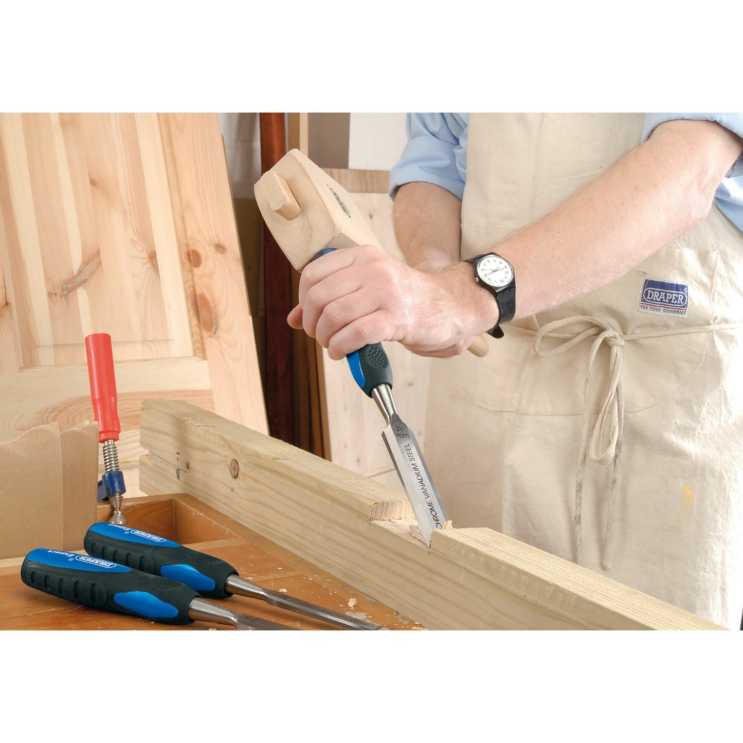 Draper Expert Soft Grip Bevel Edge Wood Chisel Set 150mm 3 Piece 45865