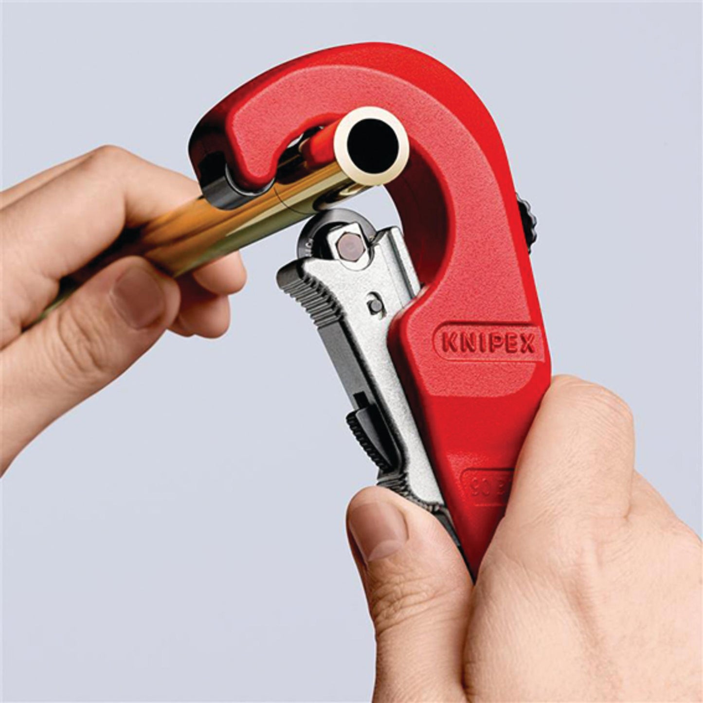 KNIPEX TubiX Pipe And Rigid Steel Conduit Cutter 6 to 35mm QuickLock 90 31 02 SB