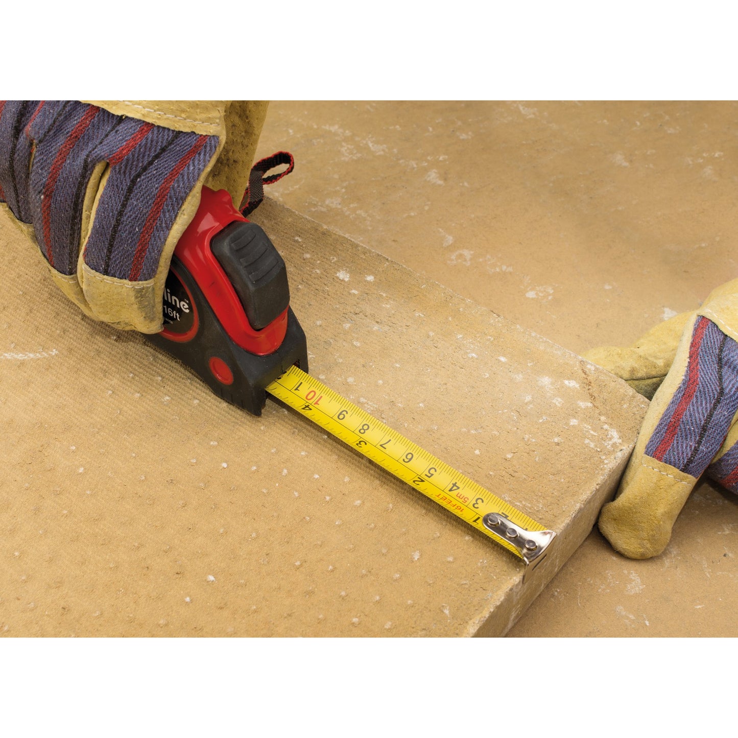 Draper ****Redline Measuring Tape 5m 16ft x 19mm Locking button & belt clip 69495