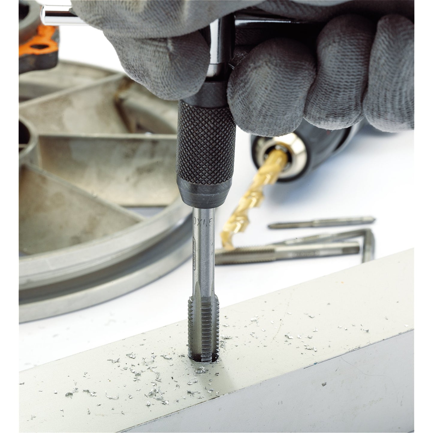 Draper Metric Tap Set And Holder 6 Piece 3.5 to 10mm High Carbon Steel 79202