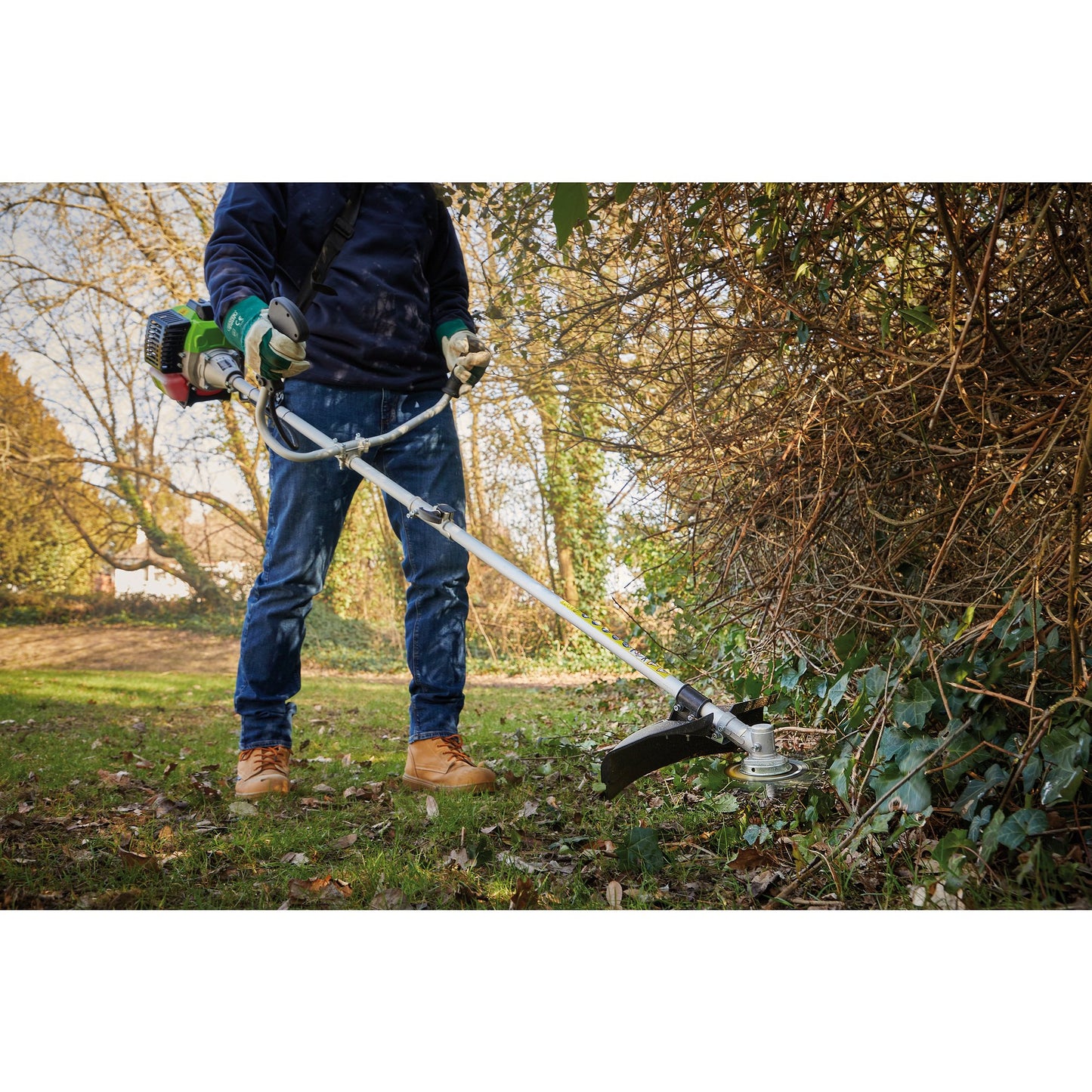 Draper 2 Stroke Petrol Brush Cutter and Line Trimmer 32.5cc Bike Handle 80880
