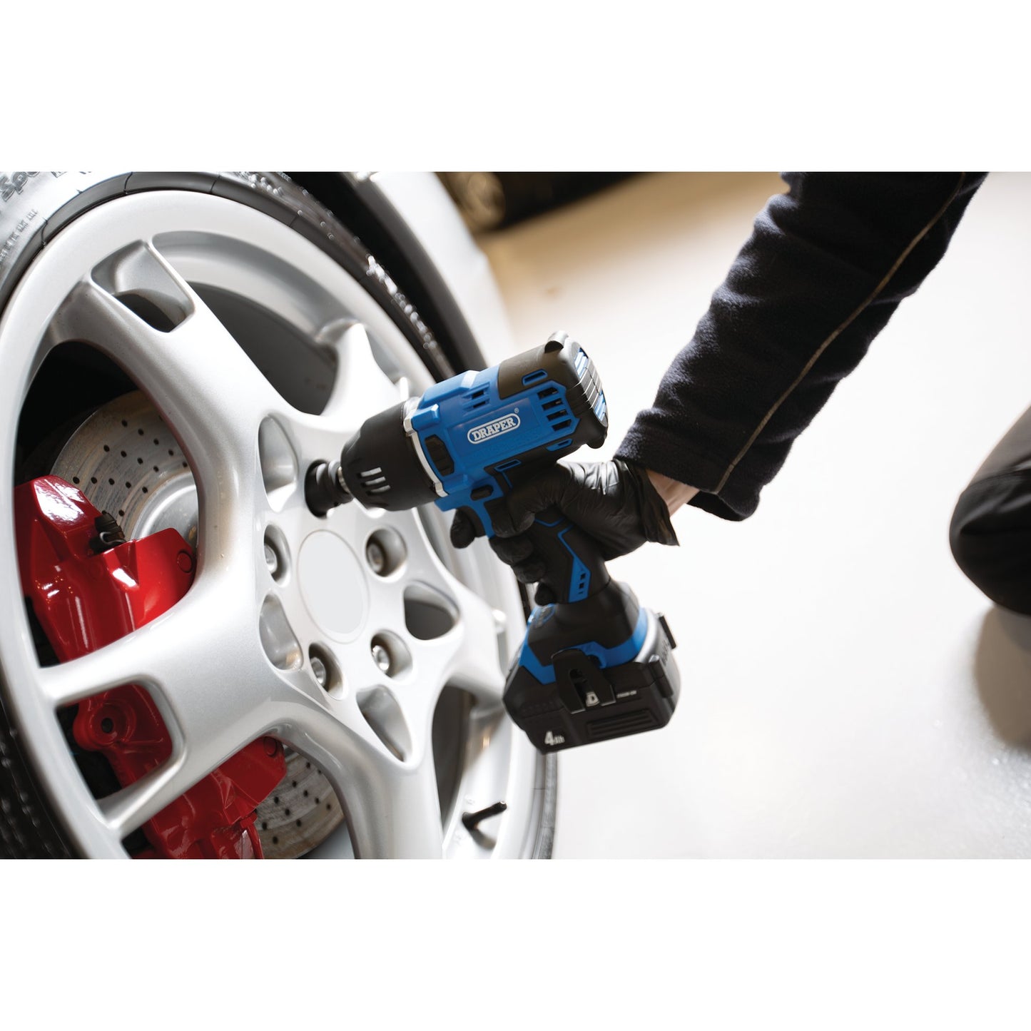 Draper D20 20V Brushless Impact Wrench 1/2"D 400Nm 2 x 4.0Ah Batteries 99251