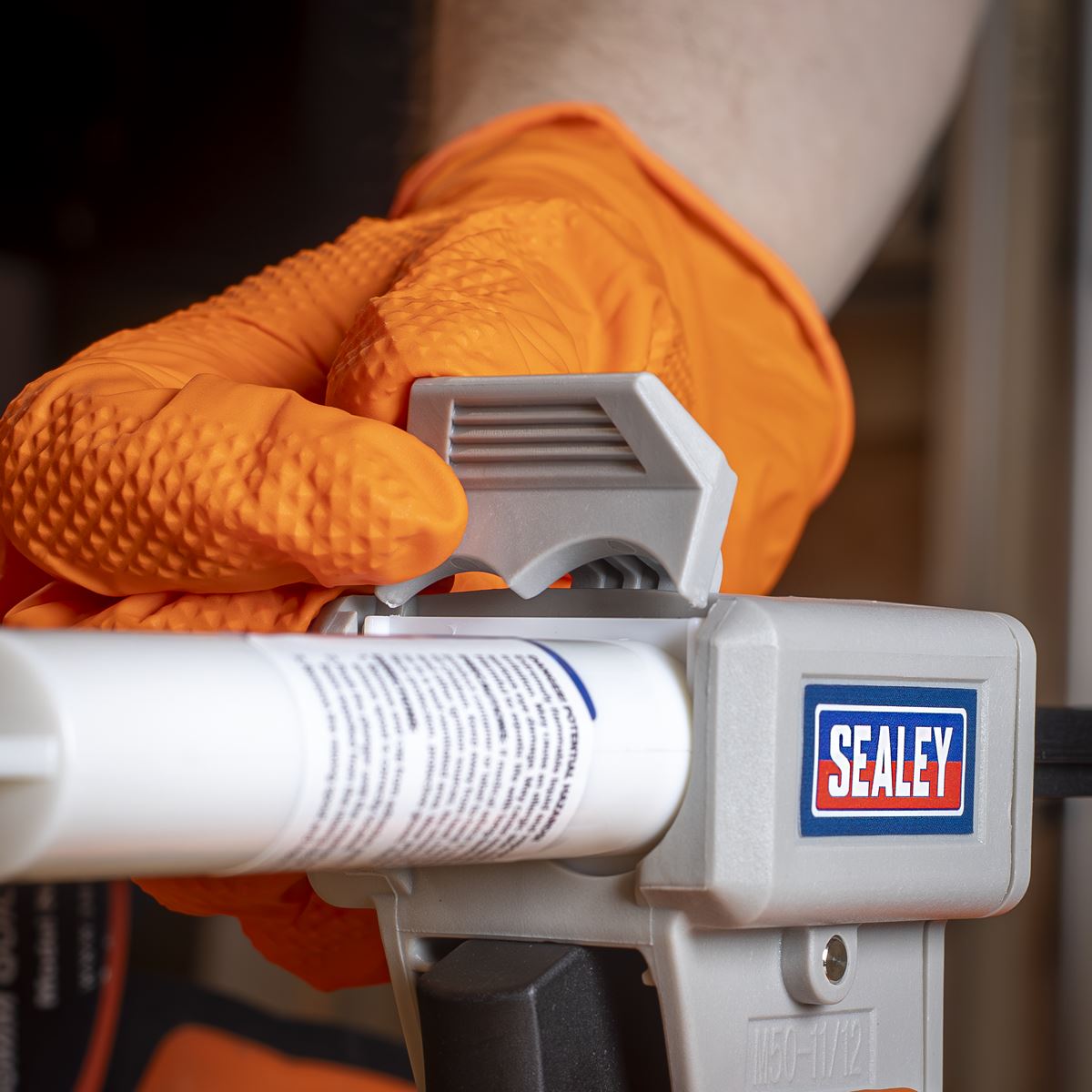 Sealey Dual Mix Applicator Glue Gun Takes 25ml and 50ml Tubes AK3880