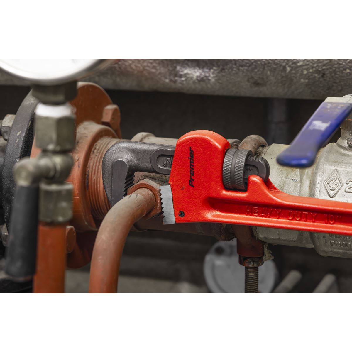 Sealey Pipe Wrench European Pattern 250mm Cast Steel AK5102