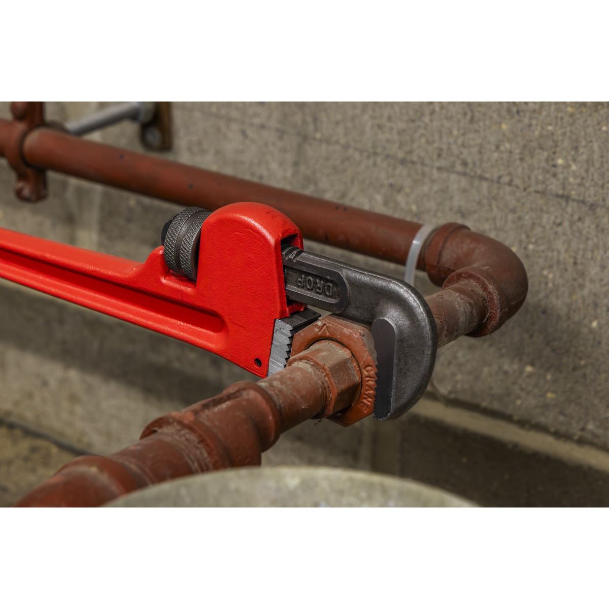 Sealey Pipe Wrench European Pattern 300mm Cast Steel AK5103