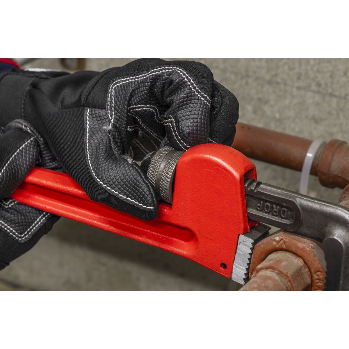 Sealey Pipe Wrench European Pattern 300mm Cast Steel AK5103