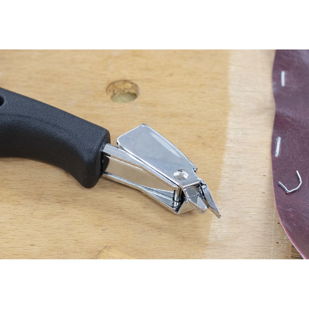 Sealey Staple Remover Heavy-Duty AK707