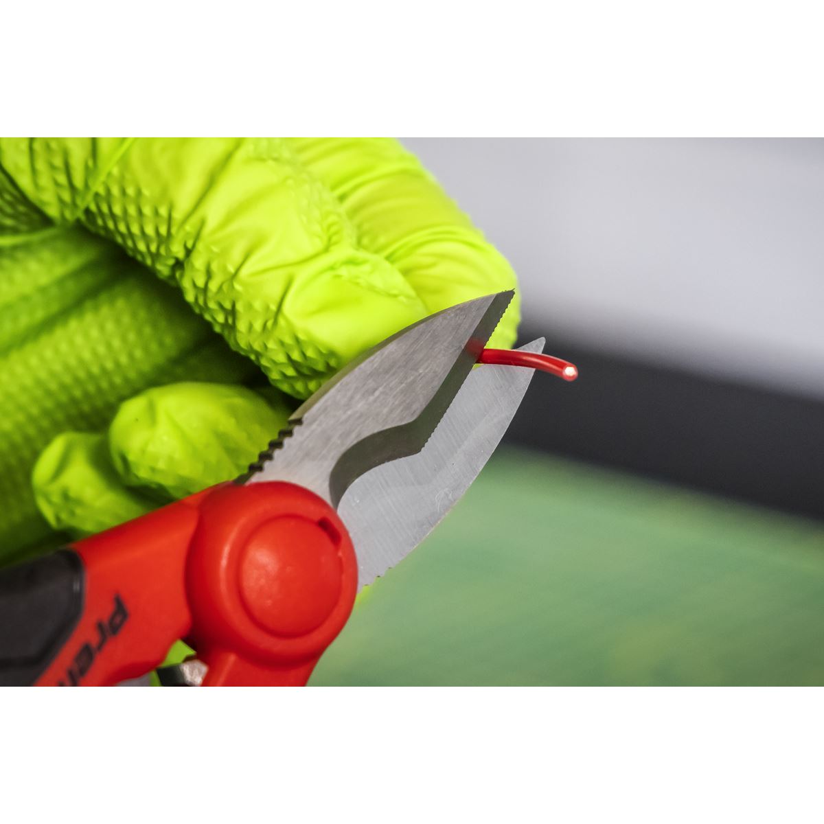 Sealey Premier Heavy-Duty Electrician's Shears 160mm AK8528