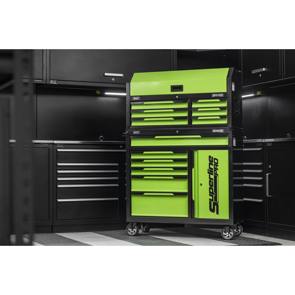 Sealey Superline Pro&reg; Topchest & Rollcab Combination 12 Drawer & 1 Door Cupboard - Green AP1080HVG