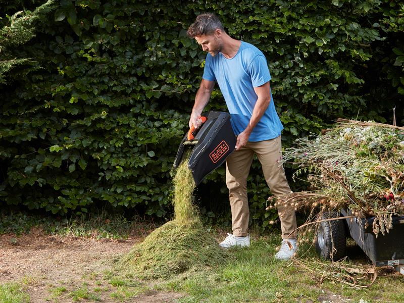 BLACK DECKER Compact Lawnmower 33cm 36V 1 x 2.0Ah Li-ion BCMW33362L1